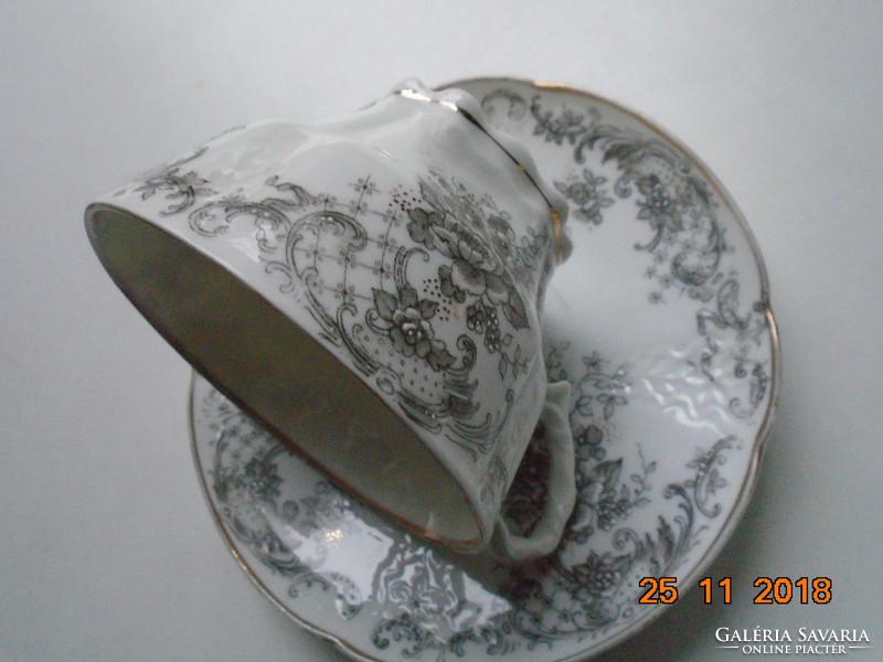 19.Sz imperial hand-numbered embossed baroque tea cup with coaster