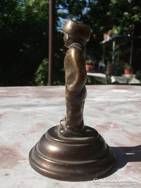 Íróasztalra is-Bronz férfi figura bronz szobor,  dekoráció
