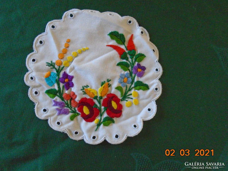 Kalocsai hand-embroidered round tablecloth