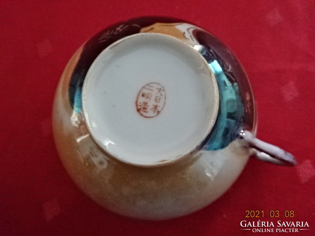 Japanese porcelain eggshell thin teacup, diameter 9.5 cm. He has!