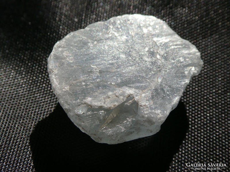 Természetes, nyers Cölesztin / Szelesztit ásvány darab. 12,15 gramm Ékszeralapanyag.