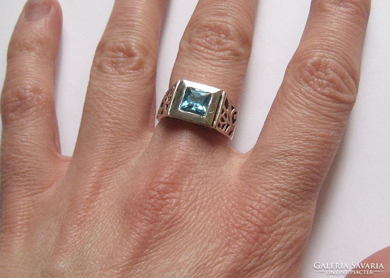 Gyönyörű, kék köves, új ezüst gyűrű