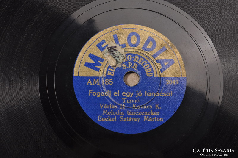  " Volt-e már szerelmes " , Énekel Sztáray Márton. ( tangó ) Gramofon lemez 19,7cm,