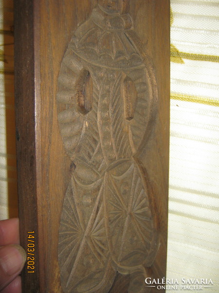 Old wooden mallet gingerbread