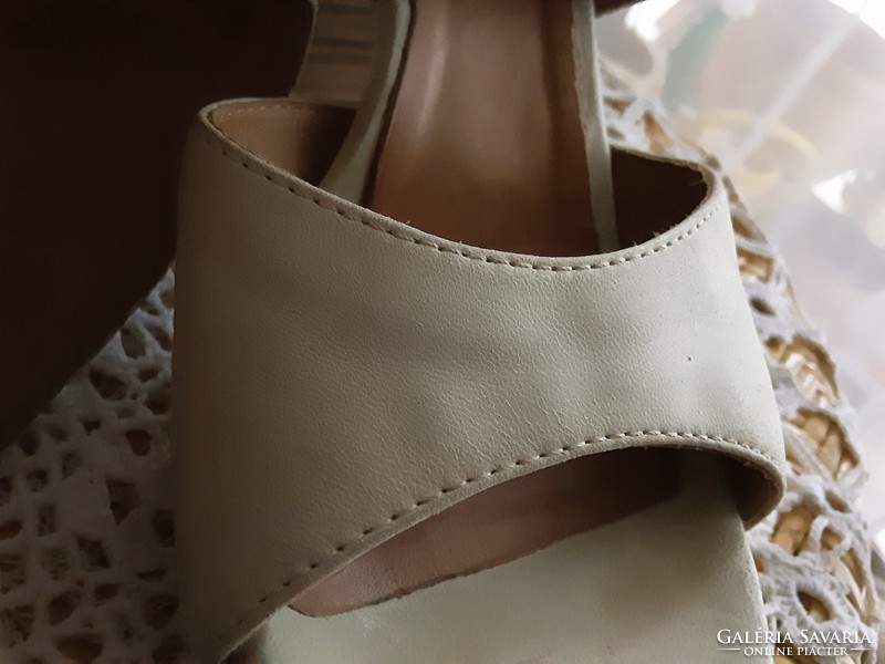 Genuine leather mjus 37 shoes, sandals, spring, summer, pale apple green, embroidered upper, elegant