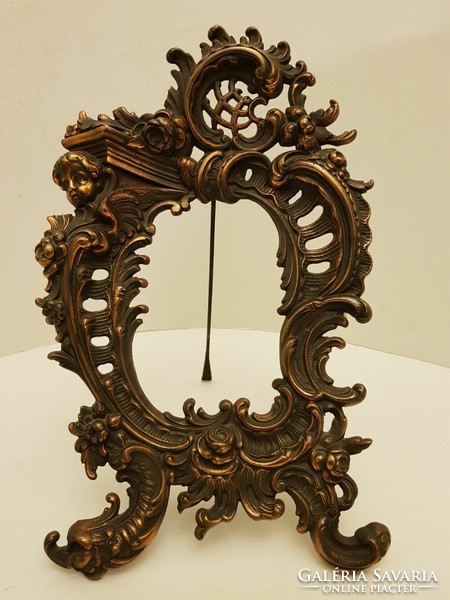 Barokk stílusú puttós fém asztali képkeret fényképtartó