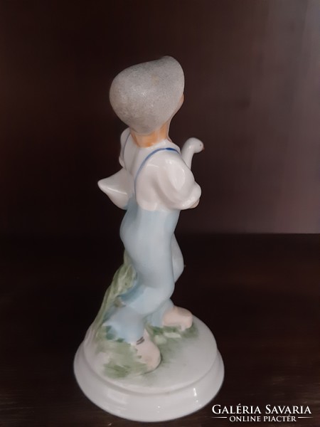  Porcelán figura, vitrindísz