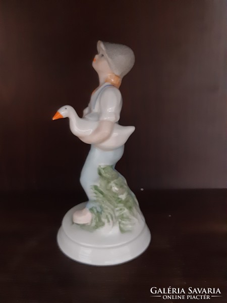  Porcelán figura, vitrindísz