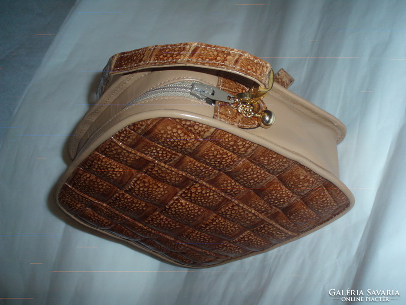 Vintage genuine crocodile leather shoulder bag