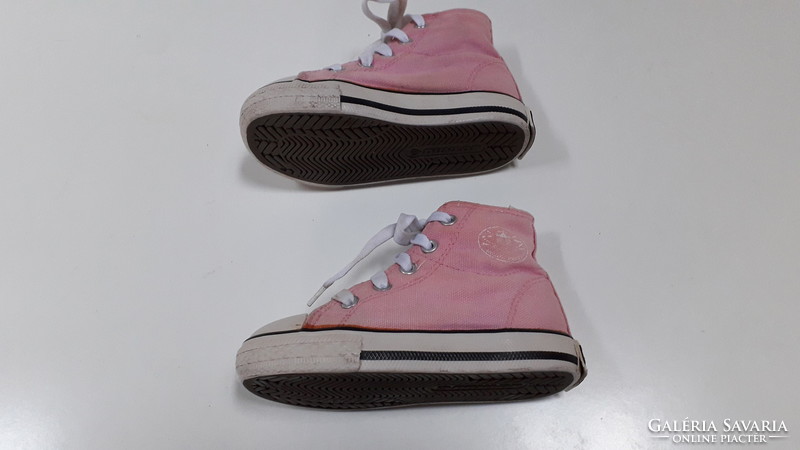 Size 23 girl sneakers