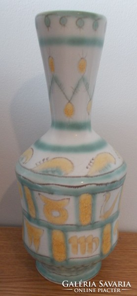 Gorka zodiac vase, flawless