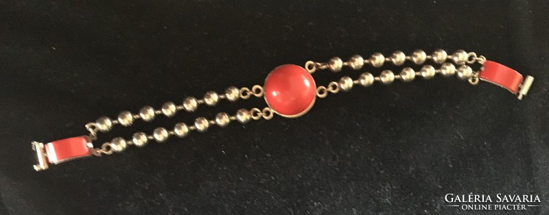 Art-deco necklace and bracelet together /contemporary/from the 1920s-30s-chrome steel, with vinyl/galalith?