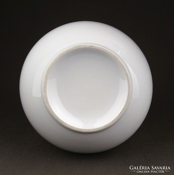 1D605 Nagyméretű hófehér Herendi porcelán váza 24 cm