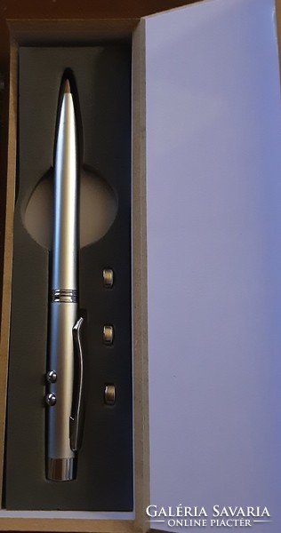 Ballpoint pen with laser pointer and white led light, packed in an elegant wooden box