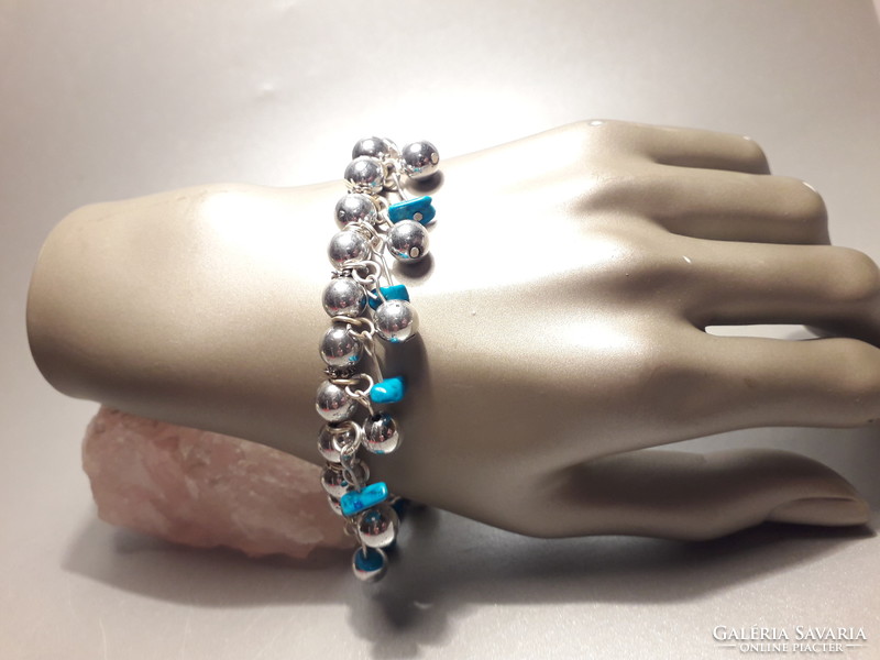 There is a wide variety of more beautiful jewelry bracelets to choose from for 20 different pieces