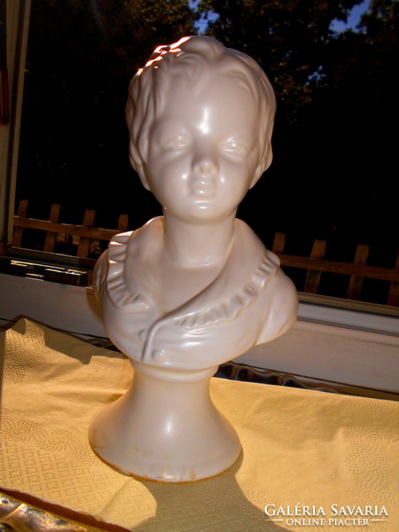 Gyermek porcelán büszt 20 cm