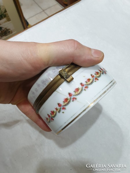 Régi csehszlovák porcelán bonbonier 