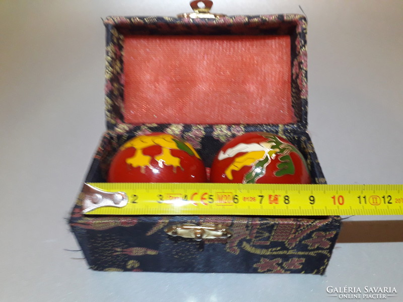 Chikung ball with fire enamel decoration in a box