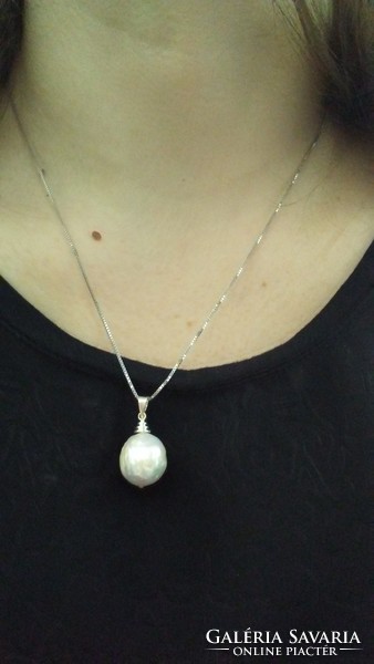 Barokk 925 ezüst tenyésztett gyöngy medál