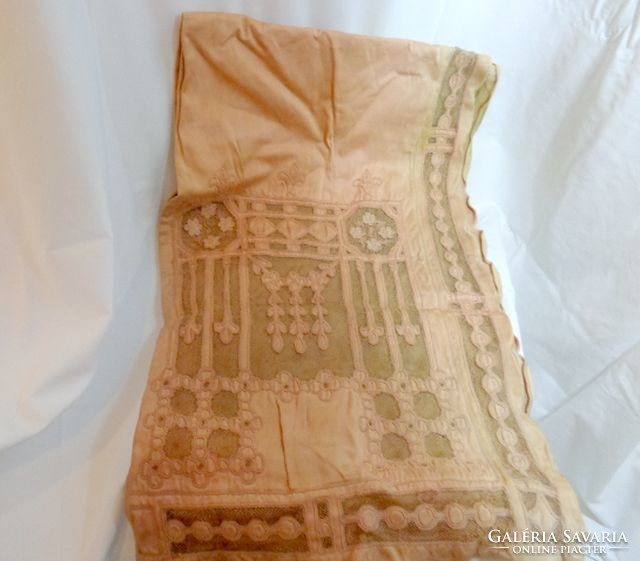 Antique drapery, wall hangings, wall protector
