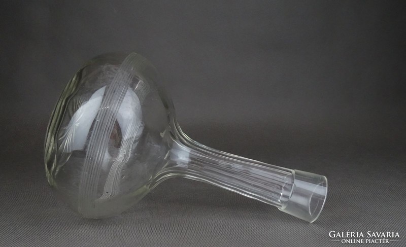 5478 Régi csiszolt üveg váza 22 cm