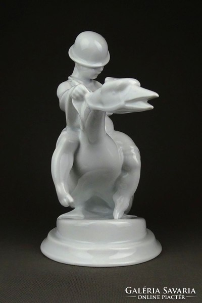 1D646 Herendi hófehér Ludas Matyi porcelán figura 20 cm