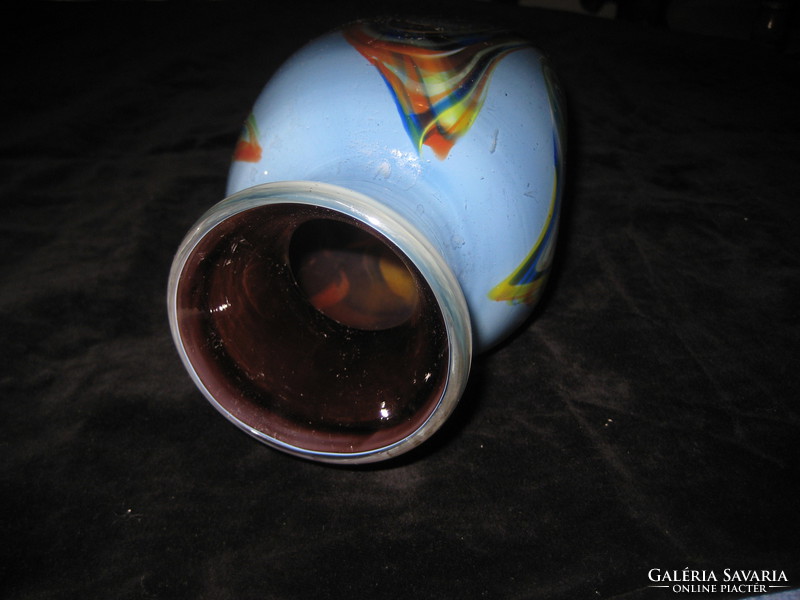 Gyönyörű muránói  üveg  váza  , alja csiszolt  12 x 21 cm