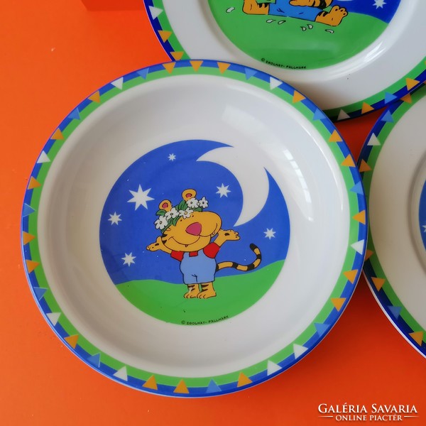 Zsolnay retro fairytale pattern kids tableware