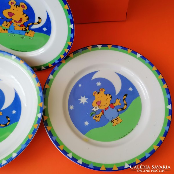 Zsolnay retro fairytale pattern kids tableware