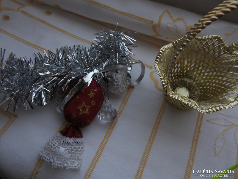 Vegyes érdekes karácsonyfadísz gyűjtemény - karácsonyfa díszek egyben