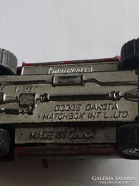 Matchbox Dodge Dacota. 