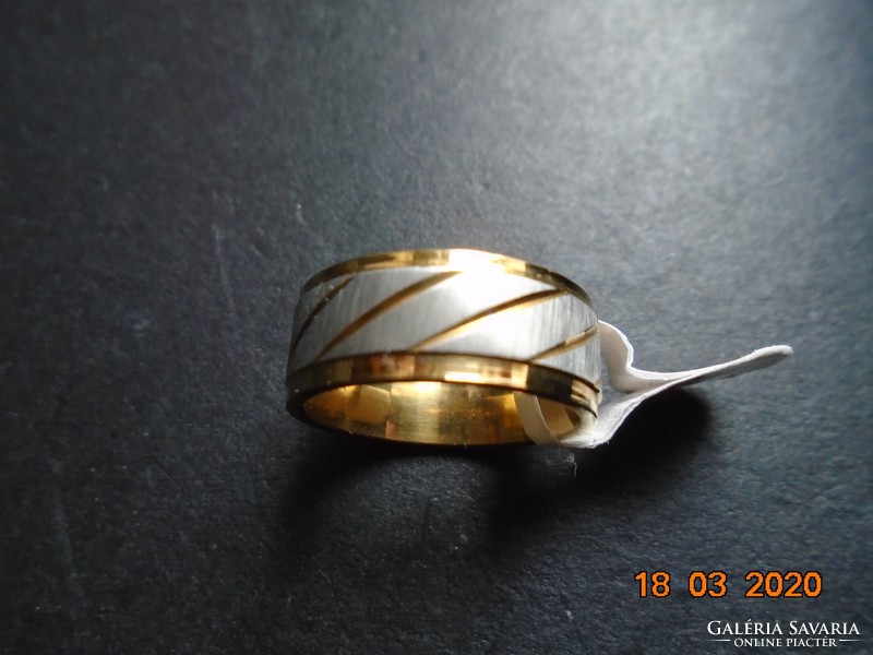 Újszerű,címkés Orvosi acél aranyozott ezüst mintás gyűrű