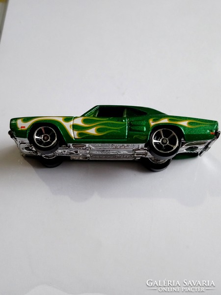 Hot Wheels DODGE coronet. 