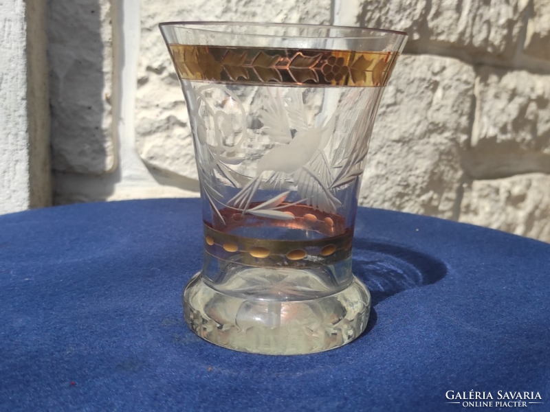 Special price, beautiful glass in Biedermeier style, gold-plated, ground patterns, birds