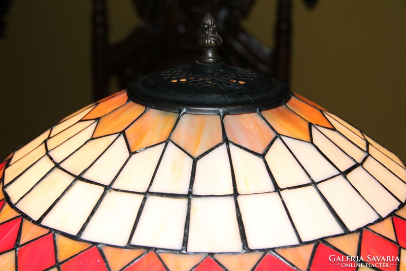 Tiffany lámpa réz talppal, hatalmas 70 cm