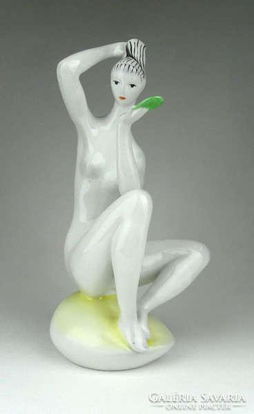 1D750 Zsolnay porcelán fésülködő akt szobor Török János tervezte 23 cm