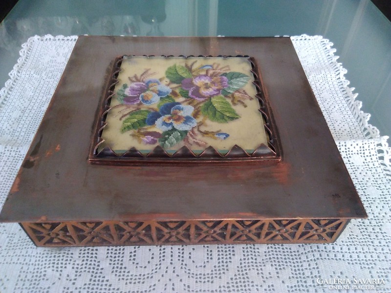 Applied art tapestry box from the 60s.