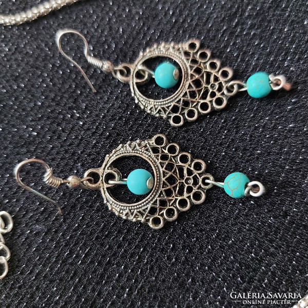 Turquoise stone set, necklace, earrings, anti-allergenic metal alloy