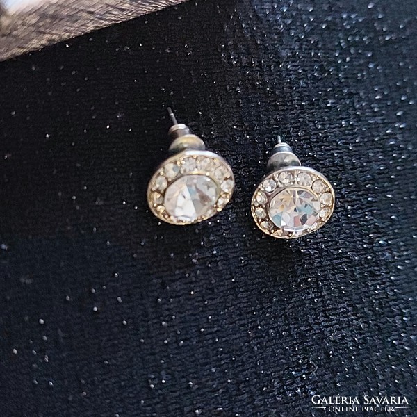 Elegant crystal earrings, studded, large white stone, surrounded by tiny crystals