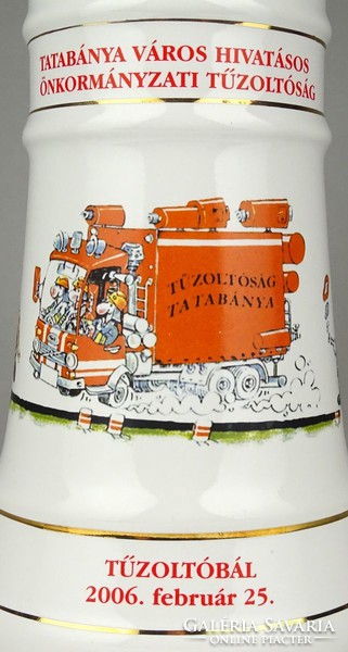1D767 Tűzoltó porcelán söröskorsó 21 cm