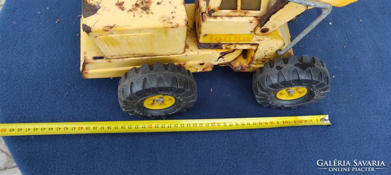 Large plate, iron tonka marked, grapple, tractor as shown in the photos, machine
