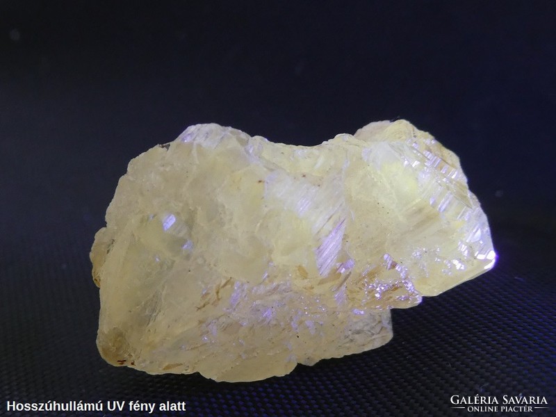 Natural, raw pencil case sample. Fluorescent mineral. 13.8 grams