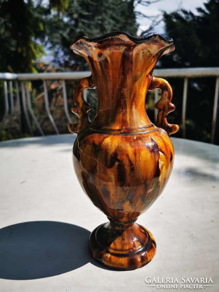 Antique Mezőtúr vase of Louis vanquished