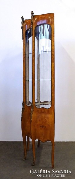 1D863 Antik réz veretes tükrös topolyan gyökér furnérozott teli üveges vitrin 193 cm