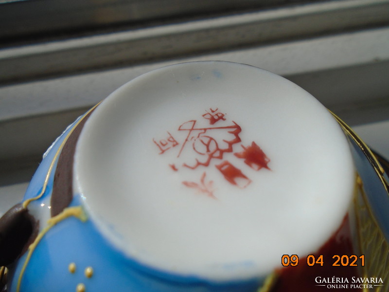 Satsuma Moriage kézzel festett egyedi tojáshéj kávés csésze alátéttel ,Kannon és Rakan minta