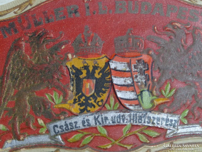 1870 - Antik Müller L.L. Budapest  Csász.és Kir. udv. Illatszerész - textil doboz ,veretes  címer