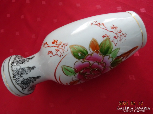 Kínai porcelán váza, magassága 20,5 cm. Vanneki!