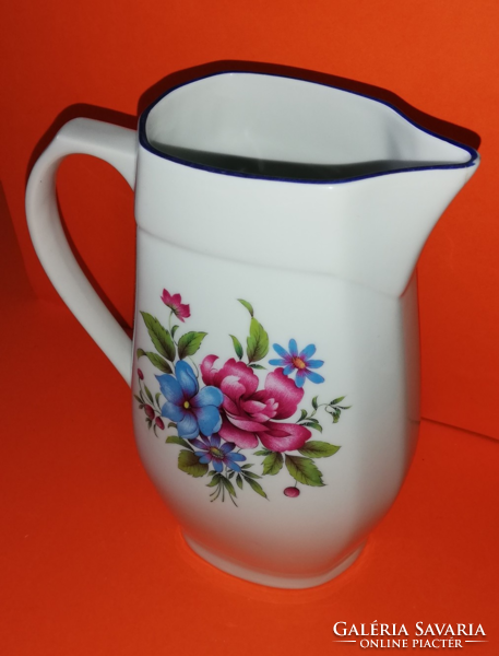 Plain flower jug