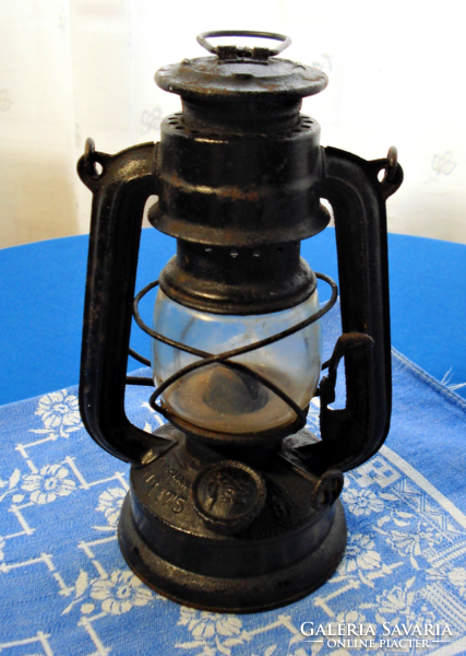 Feuerhand nr 175 baby storm lamp, kerosene lamp (II. Vh-s German)