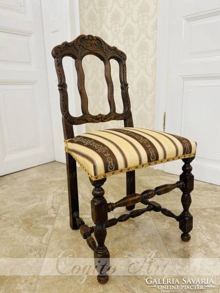 Historizing carved chair ca. 1890
